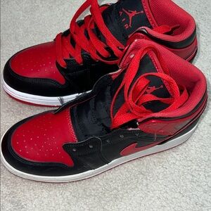 Nike 100% authentic Jordans 5.5Y perfect condition